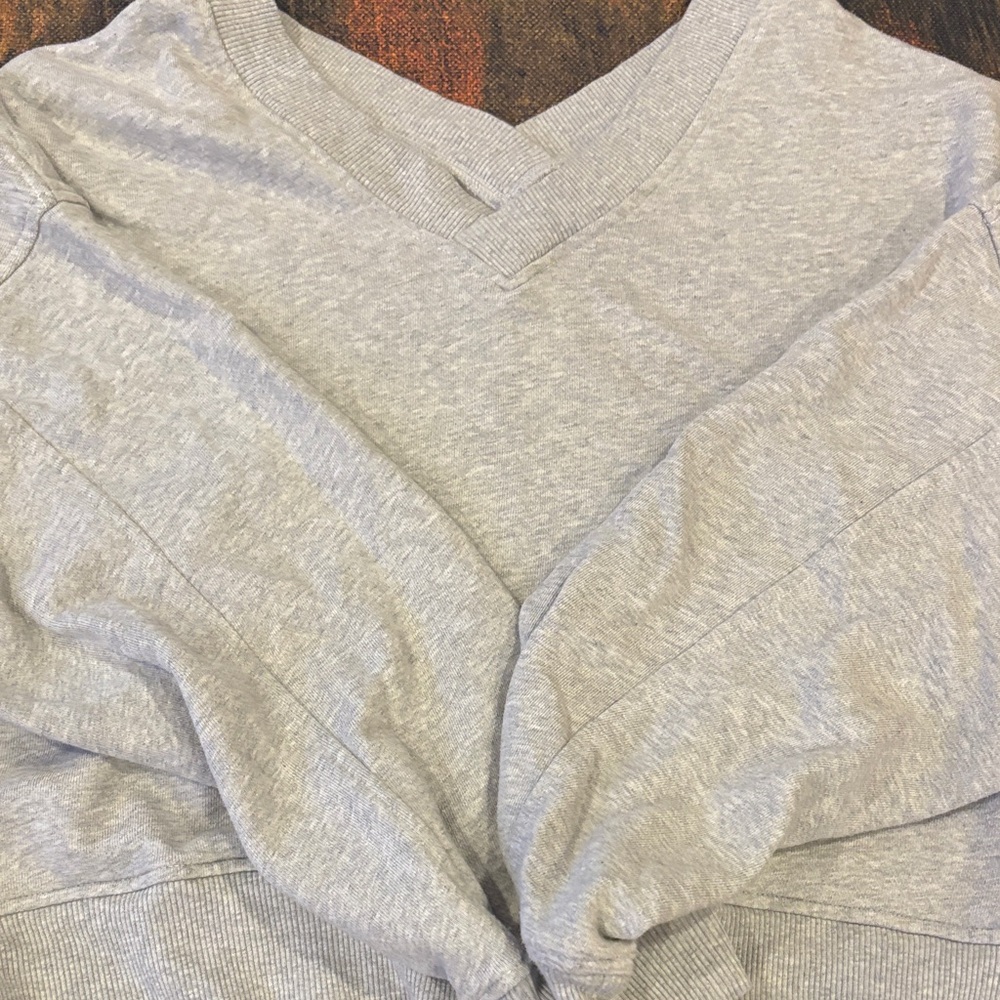 Aerie Casual Gray V-Neck Pullover